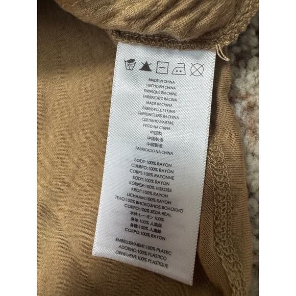 MICHAEL KORS GOLD Sequin Sparkly T-shirt, Soft & supple, women's Small - Picture 7 of 8